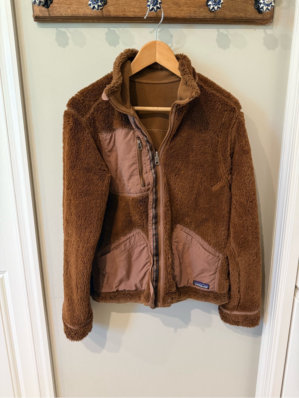 Retro Women’s Patagonia Brown Fleece Teddy Jacket